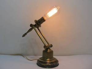lot 158 image: Old Vintage Brass DeskPiano Lamp