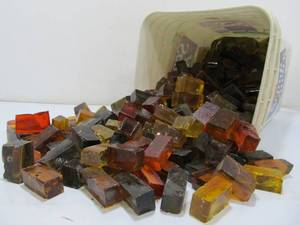 lot 184 image: Bucket Full of Large Colorful Glass Chunks