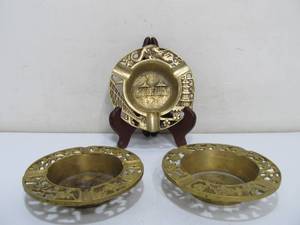 lot 243 image: 3 Vintage Heavy Brass Japanese Ashtrays