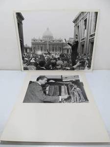 lot 288 image: 2 Original Large Format Photographs White House Photographer Photo Contest Entries etc- Richard Nixon