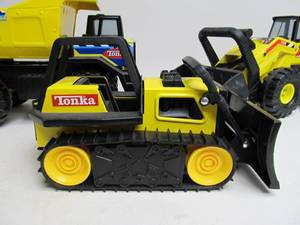 lot 73 image: 3 Large TONKA Construction Vehicles