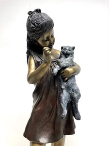 lot 2 image: Large Signed Figural Bronze Sculpture - After De Ranieri - Girl w Cat