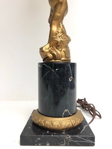 lot 3 image: Excellent Large Signed Vintage Gilt Metal & Marble Table Lamp