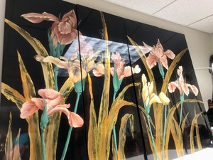lot 4 image: Beautiful Large Hand Painted Oriental Wood Wall Panels