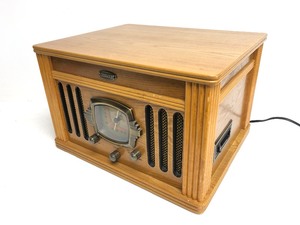 lot 88 image: Working CROSLEY Model CR-67 TurntableRadio