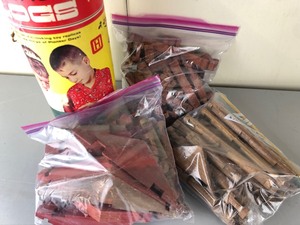 lot 42 image: Large Lot of Vintage Lincoln Logs