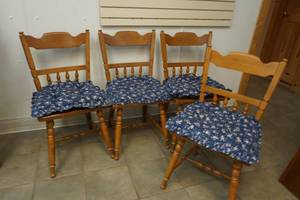 dining room chairs