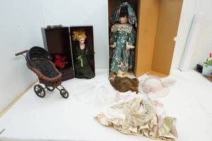 dolls