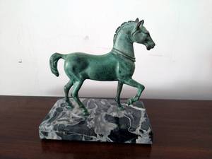 lot 113 image: Bronze Horse