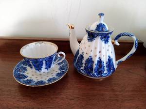 lot 61 image: Teapot and Cup Set Made in Russia