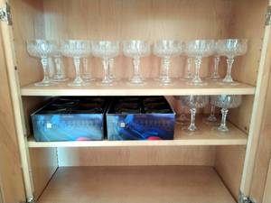lot 67 image: Collection of Crystal Drinkware
