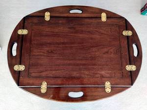 lot 74 image: Coffee Table