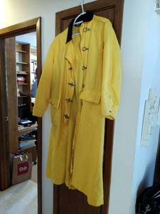 lot 214 image: Three Vintage Mens Coats