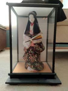 lot 224 image: Japanese Figurine in Display Case