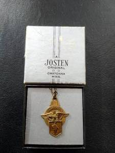 lot 236 image: Pendant