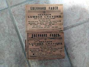 lot 14 image: Eberhrd Faber Crayons