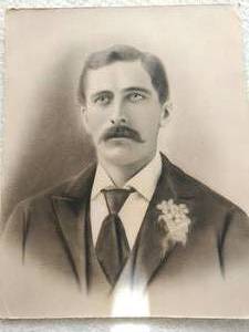 lot 50 image: Three Antique Portraits