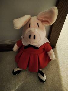 lot 380 image: Alex Ander & Olivia Dolls
