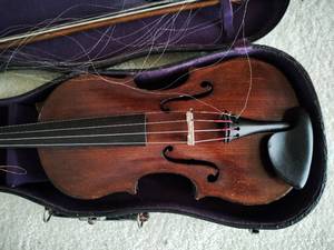 lot 378 image: Violin