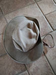 lot 431 image: Collection of Rain Gear