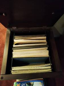 lot 448 image: Storage Footstool and Contents