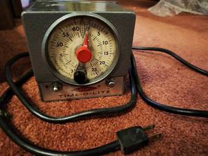 lot 462 image: Heathkit Transceiver and more