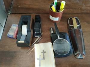 lot 134 image: Office Supplies