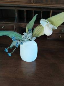 lot 145 image: Porcelain Vase
