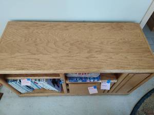 lot 178 image: Entertainment Cabinet