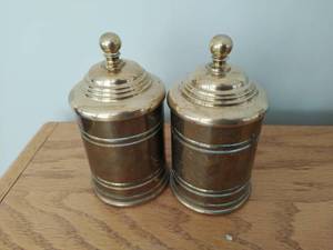 lot 181 image: Brass Containers