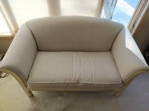 lot 185 image: C.R. Laine Loveseat