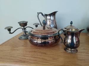 lot 191 image: Silver Plated Containers