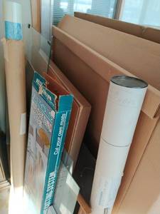 lot 515 image: Collection of Art Supplies and Watercolors