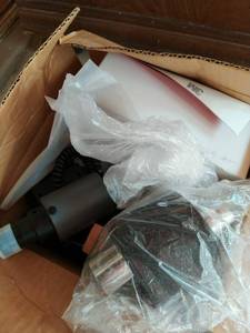 lot 514 image: Collection of Telescope Parts and Supplies