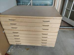 lot 526 image: Flat Filing Desk Cabinet