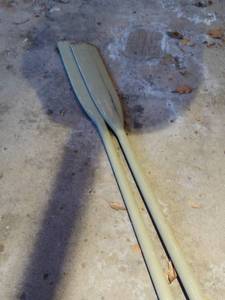 lot 563 image: Wooden Oars