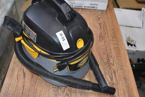 Stinger wetdry vac