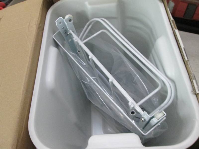 everbuilt 6 gallon pullout trash ca...