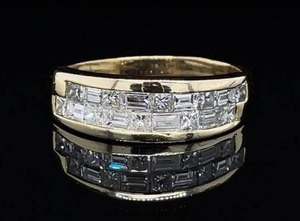 Striking 18k Yellow Gold Diamond Ring w 1.25 carats, Dual Row Invisible Set. Clarity VS  $4,800 Retail VIDEO