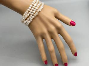 Incredible Deal SET OF 4 Free-Form White Pearl Single Strand Expandable Stacking Bracelets - Estate