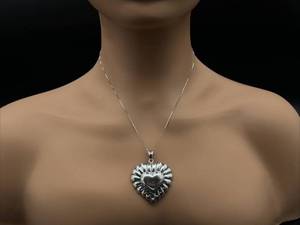 Romantic Treasure Statement Puffed Heart Scalloped Pendant in 925 Sterling Silver Estate