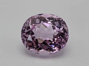 8.32 Carats of Very High Quality Natural Pink Kunzite Gemstone VIDEO