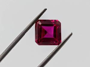 Hot 6.96 Carat Hot Pink Natural Topaz Gemstone VIDEO