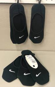 lot 17 image: 7 Pair Nike Everyday Lightweight Footie Black Training Socks