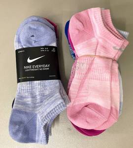 lot 18 image: 11 Pair Nike Everyday Lightweight No-Show Multi Colored Socks