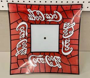 lot 31 image: Coca-Cola Glass Lamp Top. 