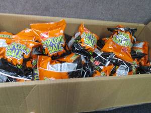 Case of 40 Kathy Kayes Popcorn Bal...