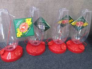 4 Grand Tiki Perky Pet Humming Bird...