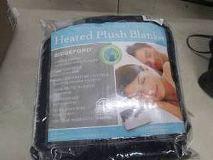 lot 91 image: biddeford heated plush blanket king...