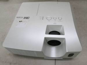 lot 138 image: 3m x30n projector ...